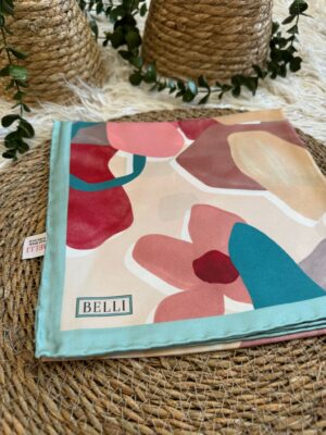 Belli Pastel Çiçek Desenli Eşarp